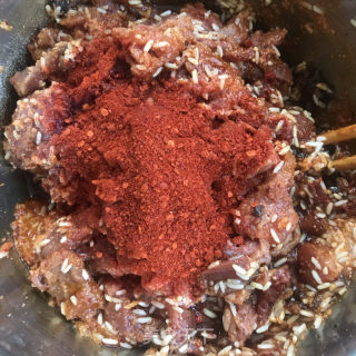 香辣粉蒸牛肉的做法步骤：6