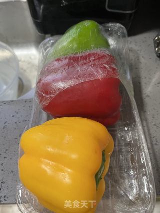 彩椒炒肉的做法步骤：2
