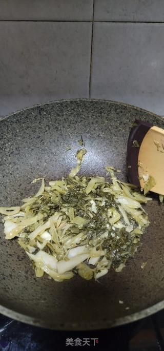 黑鱼片扒酸菜的做法步骤：8