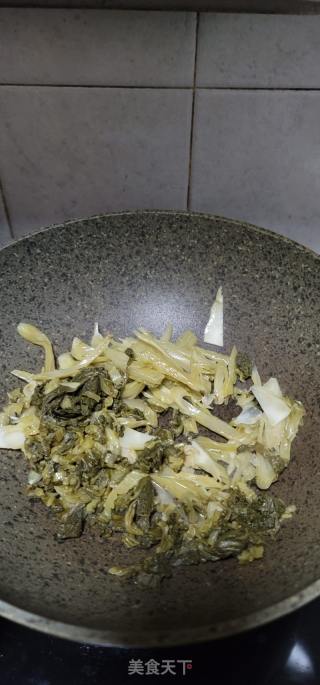 黑鱼片扒酸菜的做法步骤：6