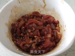 韭菜炒肉丝的做法步骤：4