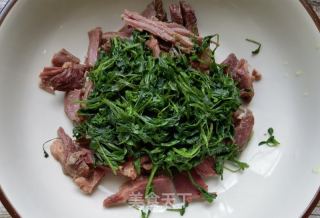 鸡肠草拌驴肉的做法步骤：6