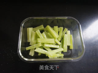 凉拌莴笋的做法步骤：4