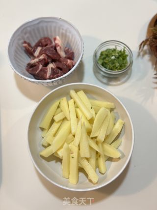 土豆牛排的做法步骤：3