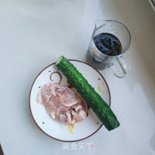 鸡肉黄瓜片的做法步骤：1