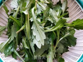 香干鸡蛋拌马兰头的做法步骤：1
