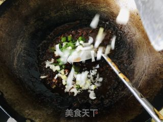 香菇炸酱面的做法步骤：9