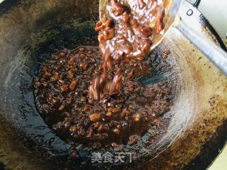 香菇炸酱面的做法步骤：8