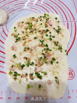 烫面葱油饼的做法步骤：6