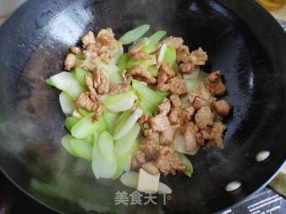 芥菜心炒肉片的做法步骤：6