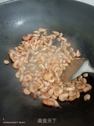 韭菜炒河虾的做法步骤：6