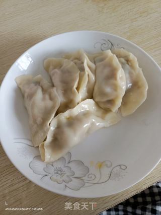 蒸饺的做法步骤：3
