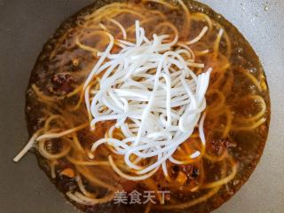麻辣蒜香米粉的做法步骤：6