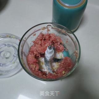 猪肉芹菜水饺的做法步骤：2