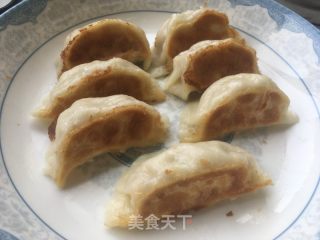 水煎饺的做法步骤：10