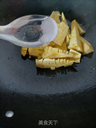 油焖春笋的做法步骤：7