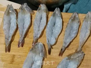 蒜香烤大虾的做法步骤：4