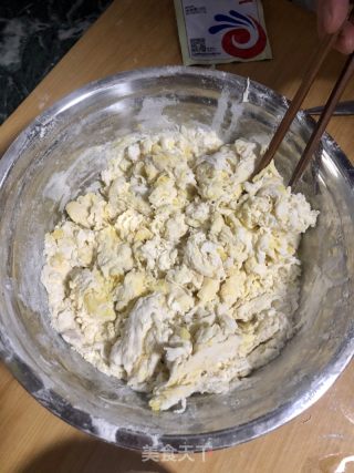 酥油饼的做法步骤：2
