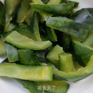 红油瓜皮的做法步骤：3