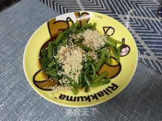 芝麻拌茼蒿的做法步骤：7