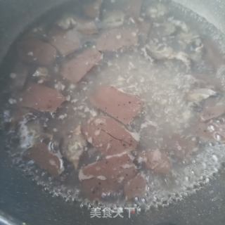 海参猪血香菜汤的做法步骤：10