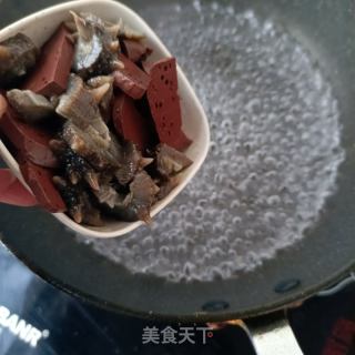海参猪血香菜汤的做法步骤：6