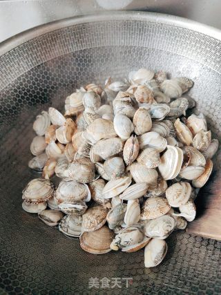 炒花蛤的做法步骤：4