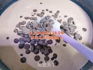 巧克力慕斯的做法步骤：2
