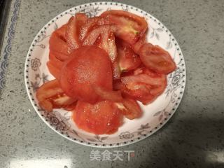 西红柿鸡蛋面的做法步骤：3