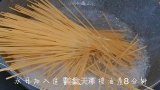 番茄肉酱意面的做法步骤：8