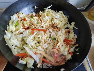 肉末包菜炒粉皮的做法步骤：7
