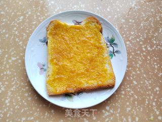 黄桃酱香蕉三明治的做法步骤：5