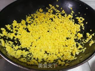 菠菜鸡蛋馅饼的做法步骤：3