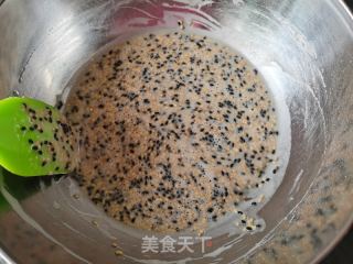 芝麻蛋白饼的做法步骤：1