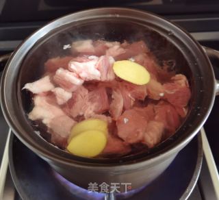 萝卜羊肉汤的做法步骤：2