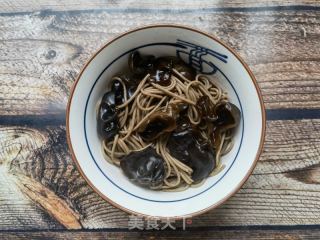 荠菜豆腐荞麦面的做法步骤：7