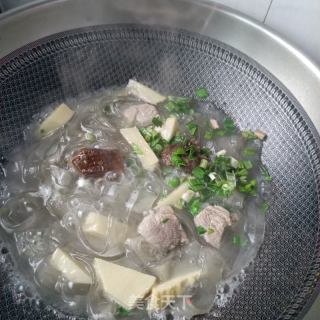 腊鸭竹笋煮宽粉的做法步骤：10