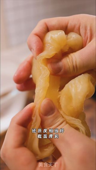 黄花胶炖鸡汤的做法步骤：5