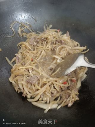 萝卜炒牛肉的做法步骤：5