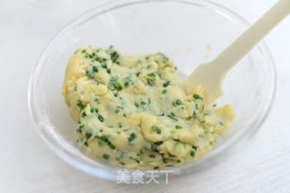 不用打发0失败！巨好吃的葱香桃酥的做法步骤：5