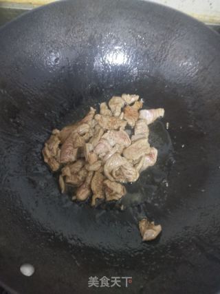 双椒炒牛柳的做法步骤：3