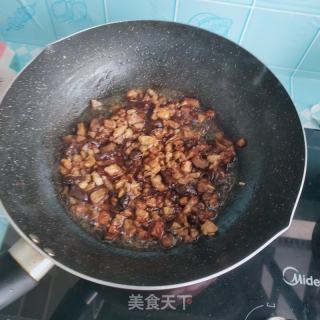 鸡肉香菇炸酱的做法步骤：7