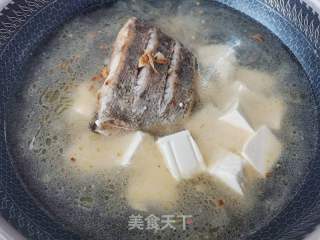 豆腐鱼汤的做法步骤：8