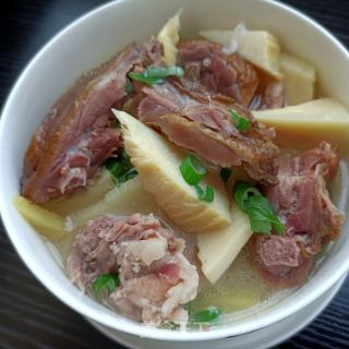 腊鸭腿炖春笋的做法步骤：14