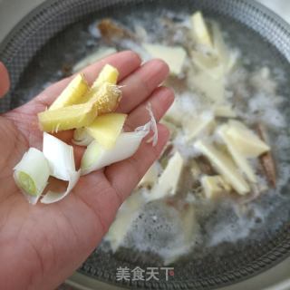 腊鸭腿炖春笋的做法步骤：9