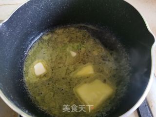酥皮大泡芙的做法步骤：2