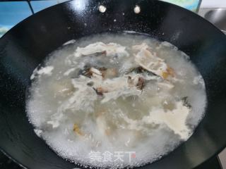 松茸黑鱼汤的做法步骤：5