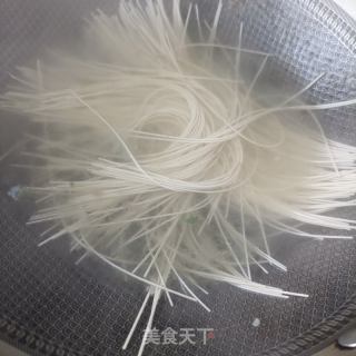 荠菜驴肉丸汤面的做法步骤：3