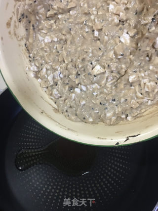 芋粒鸡蛋杂粮饼的做法步骤：7