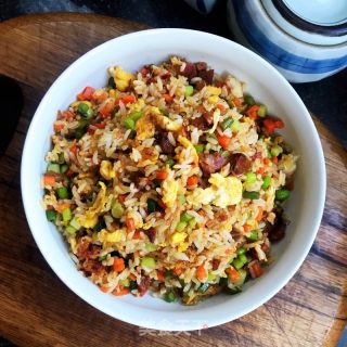 蒜苔腊肠蛋炒饭的做法步骤：12